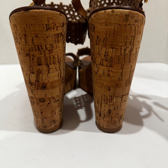 Tory Burch Daisy Cork Wedge Heel Sandals Laser Cut Leather Tan Women's Size 10 M - Picture 4 of 11